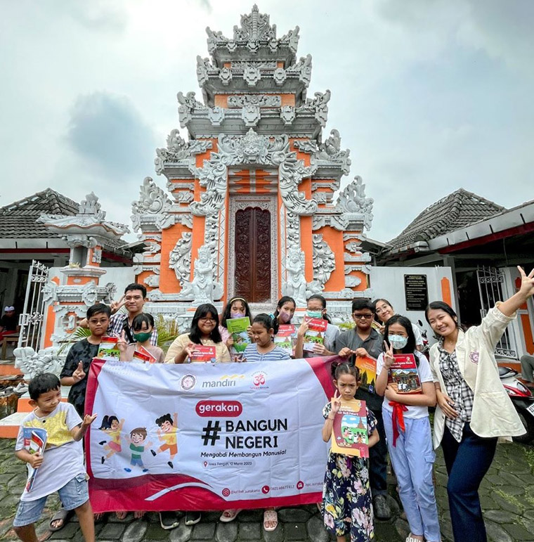 gerakan-bangunnegeri-kolaborasi-dengan-binroh-hindu-telkom-ajarkan-pendidikan-karakter-di-pasraman-hindu.jpg